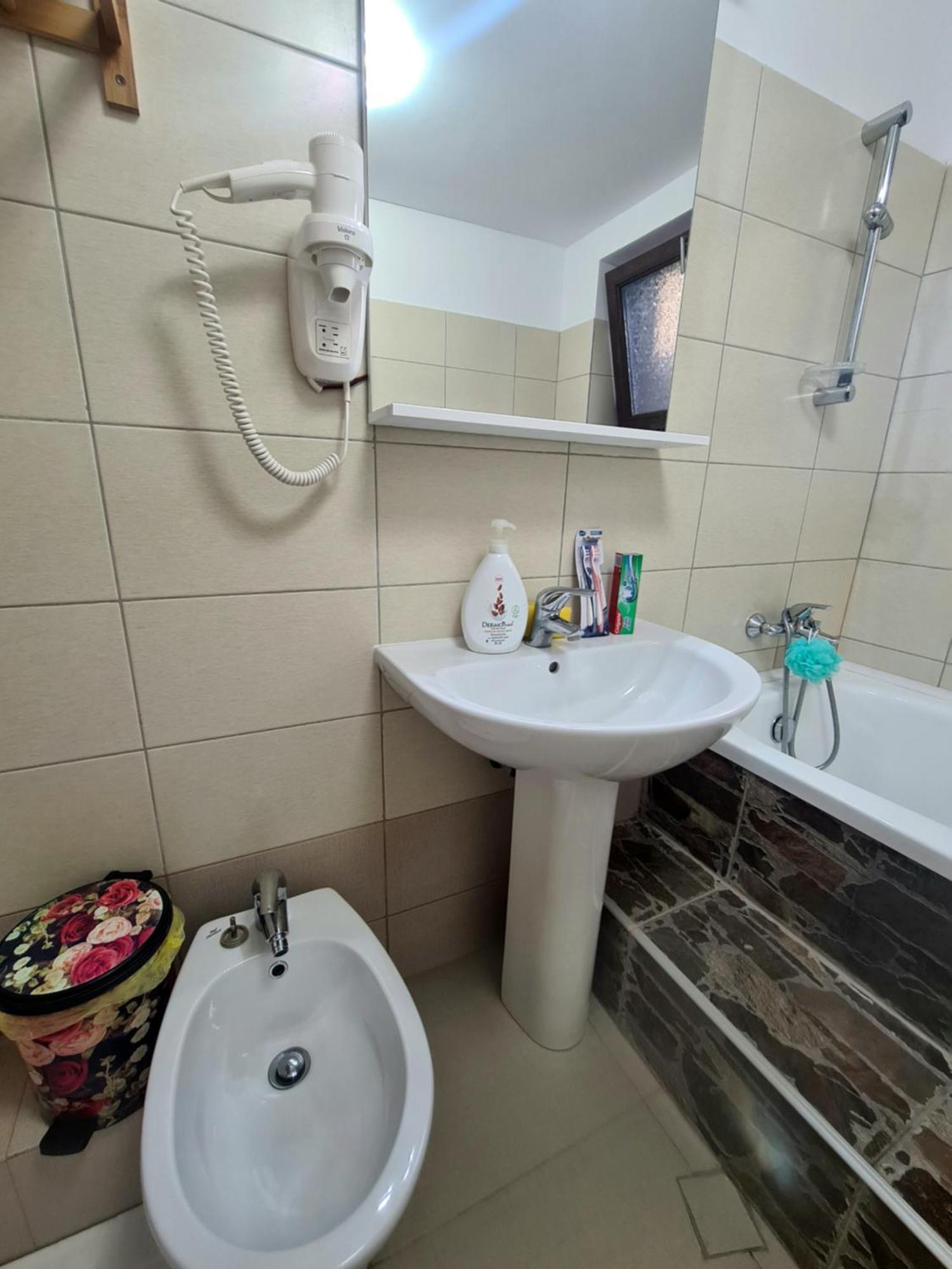 Apartament Gradina Botanica Premium Κραϊόβα Εξωτερικό φωτογραφία